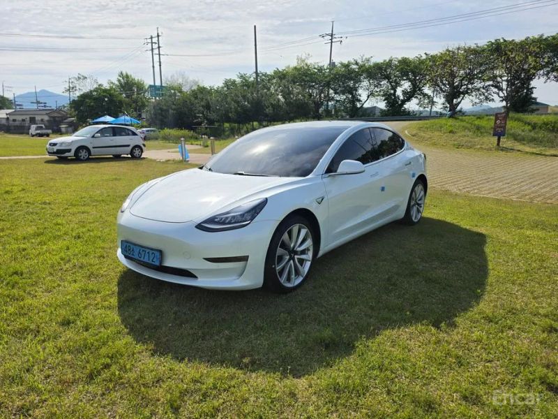 Tesla model-3