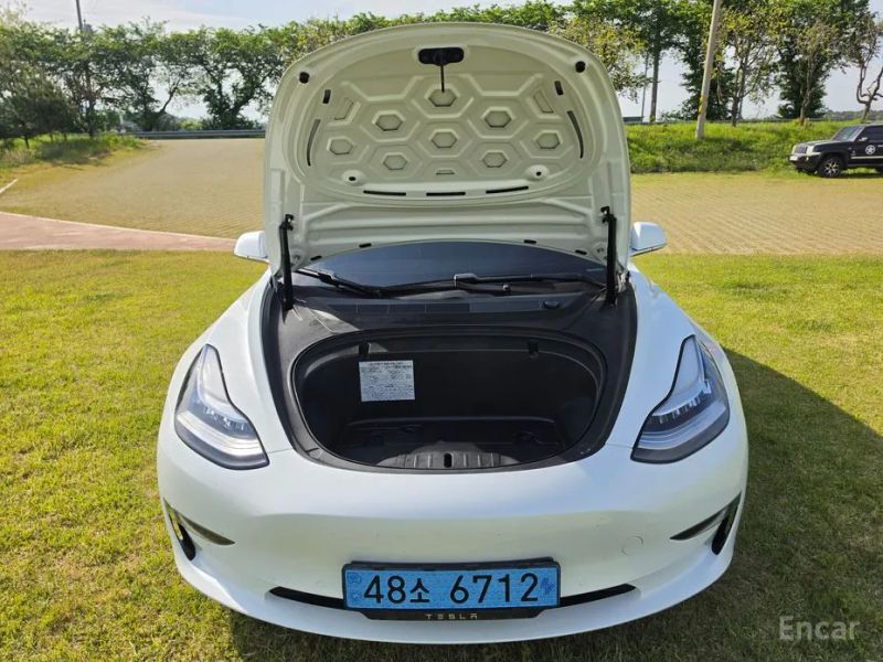 Tesla model-3
