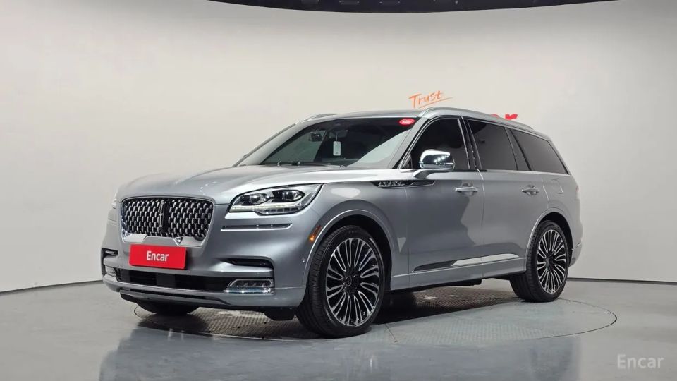 Lincoln Aviator