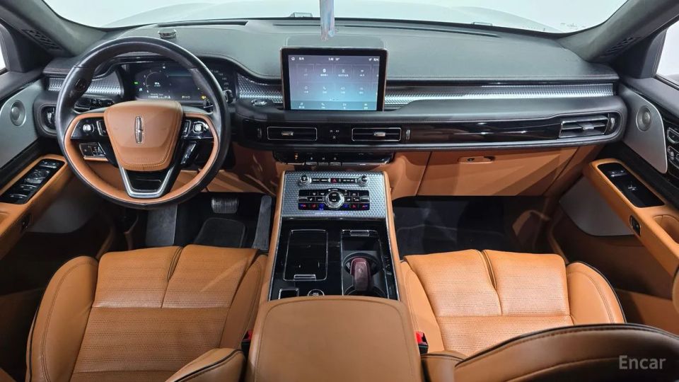 Lincoln Aviator