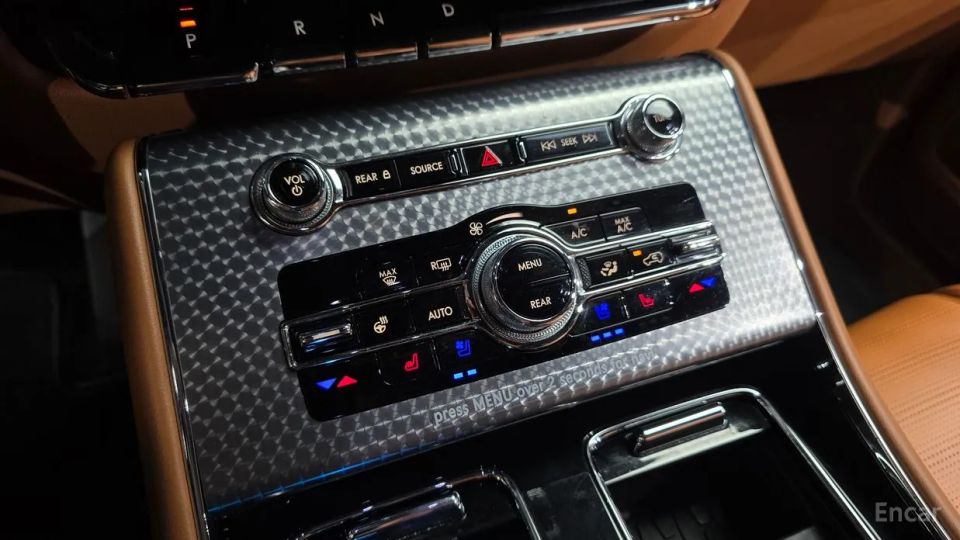 Lincoln Aviator