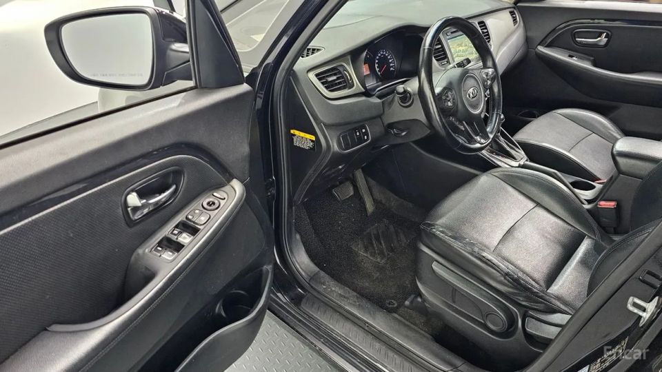 Kia Carens
