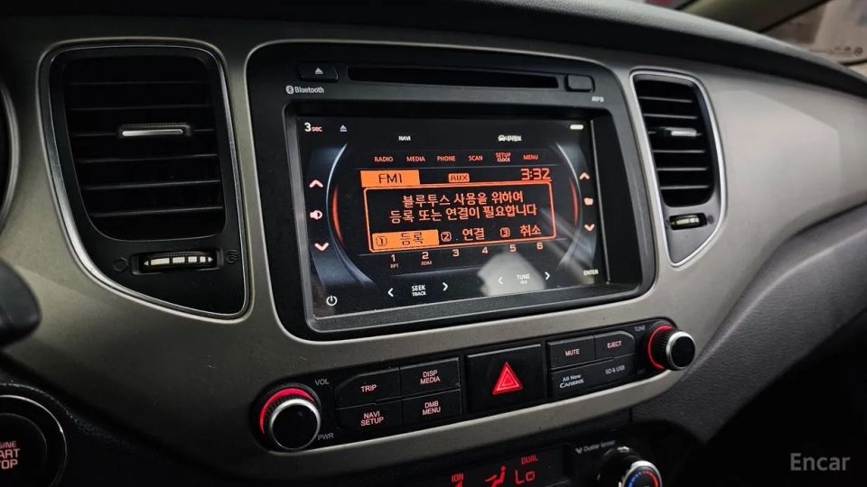 Kia Carens