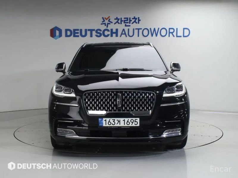 Lincoln Aviator