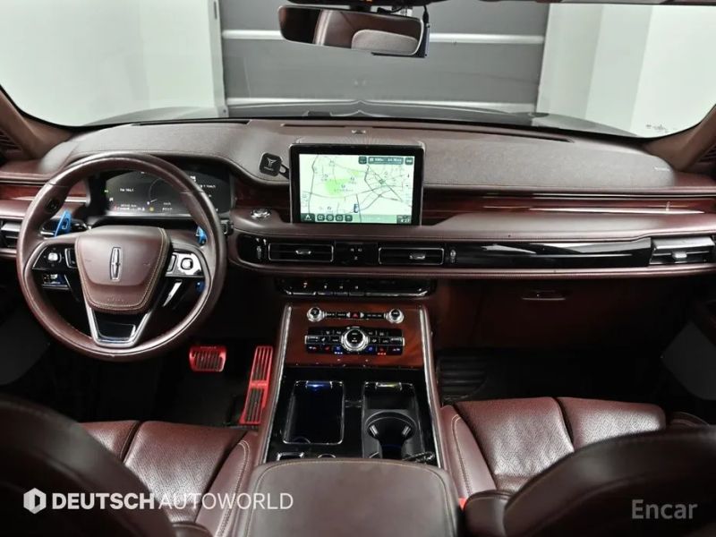 Lincoln Aviator
