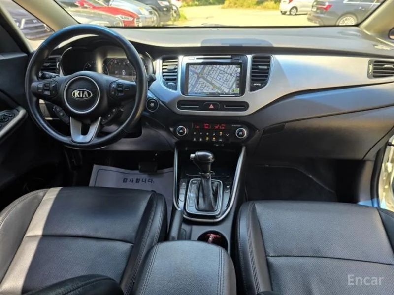 Kia Carens