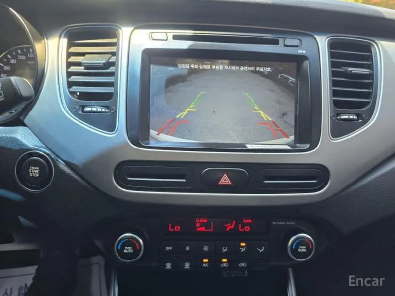 Kia Carens