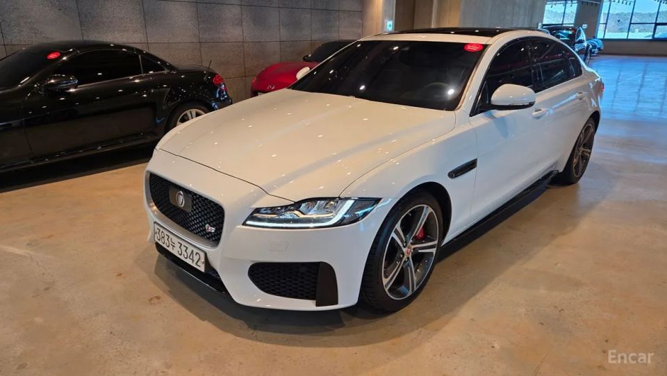 Jaguar xf