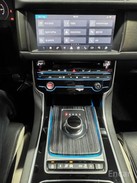 Jaguar xf