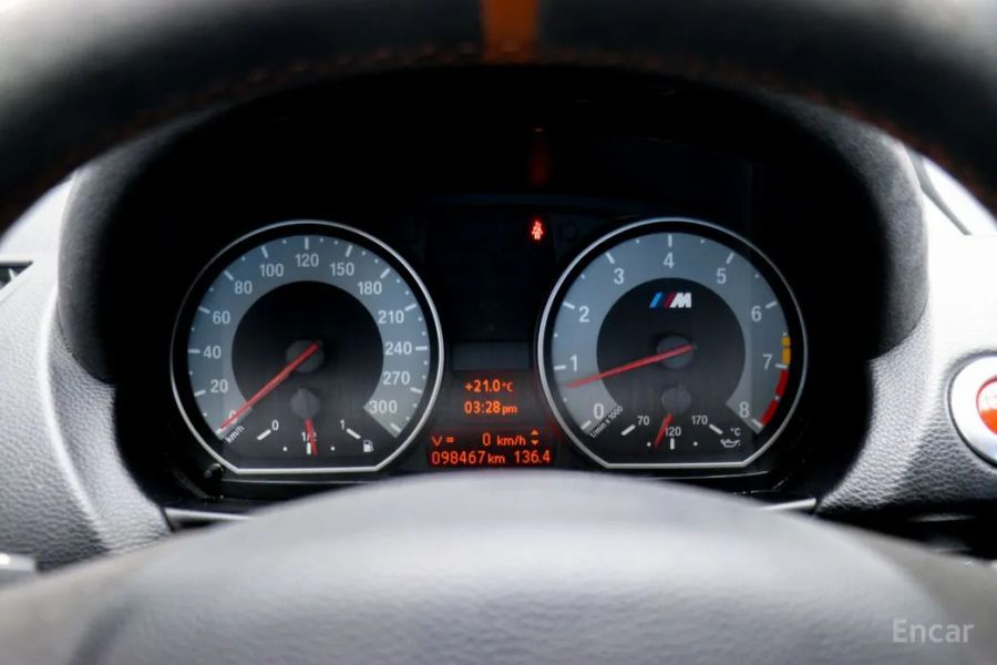BMW 1M