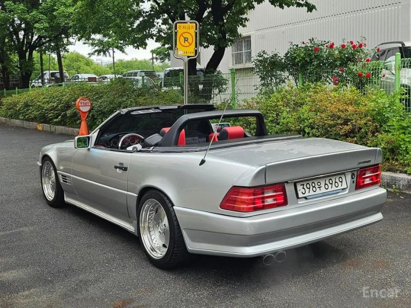Mercedes-Benz SL-Class