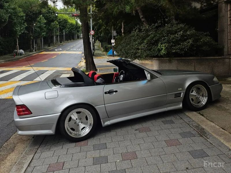 Mercedes-Benz SL-Class