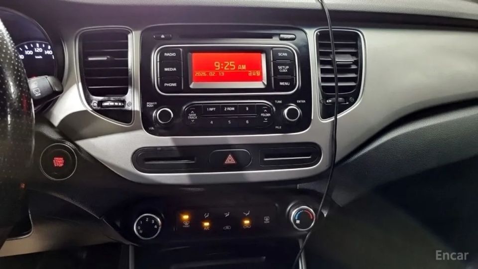 Kia Carens