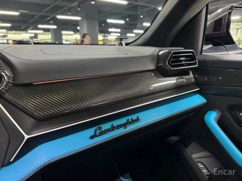 Lamborghini urus