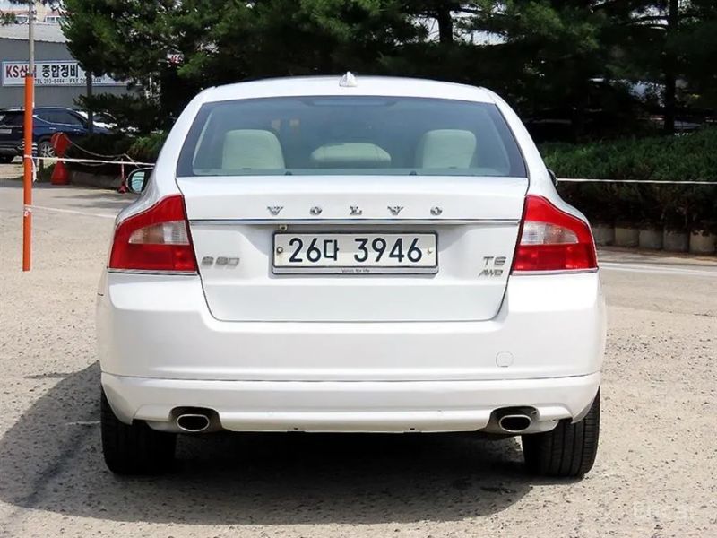 Volvo S80