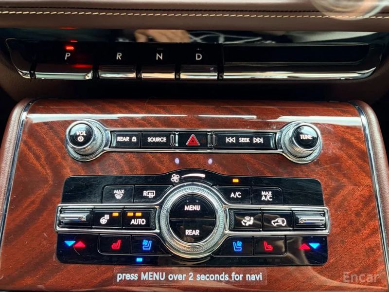 Lincoln Aviator