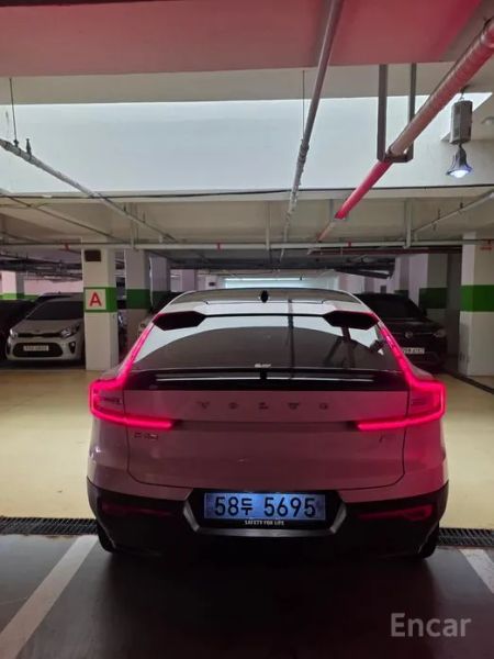 Volvo C40