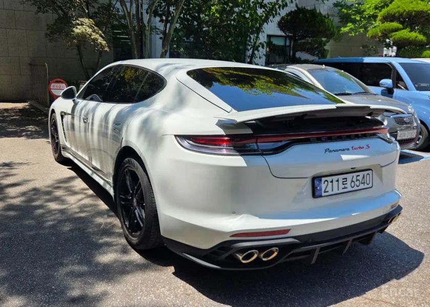 Porsche Panamera