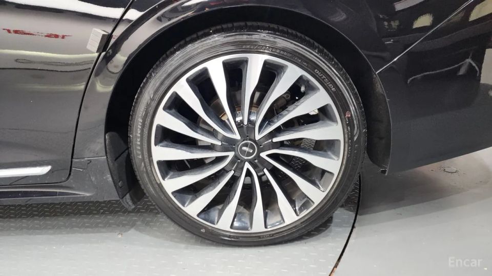 Lincoln Continental