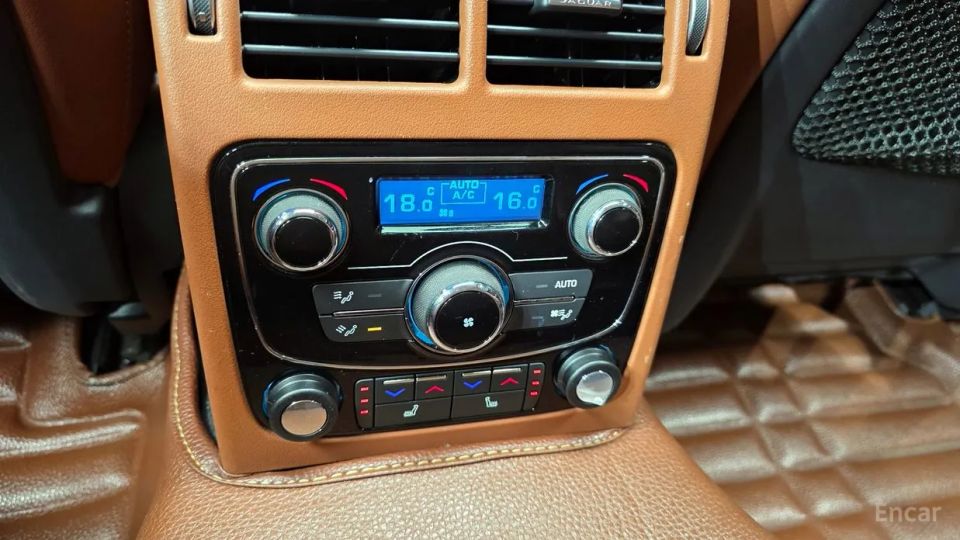 Jaguar xf
