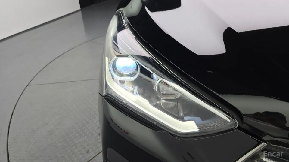 Hyundai Maxcruz
