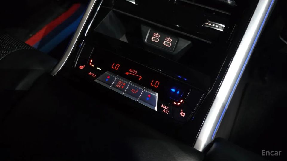 BMW M8