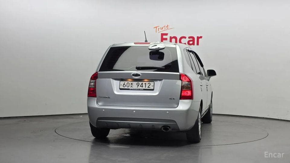 Kia Carens