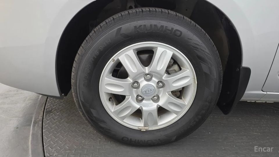 Kia Carens