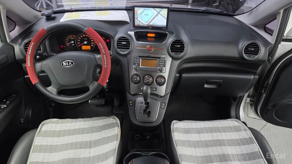 Kia Carens