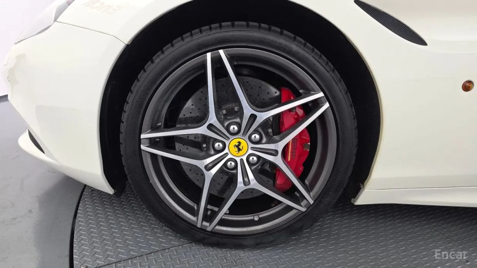 Ferrari California