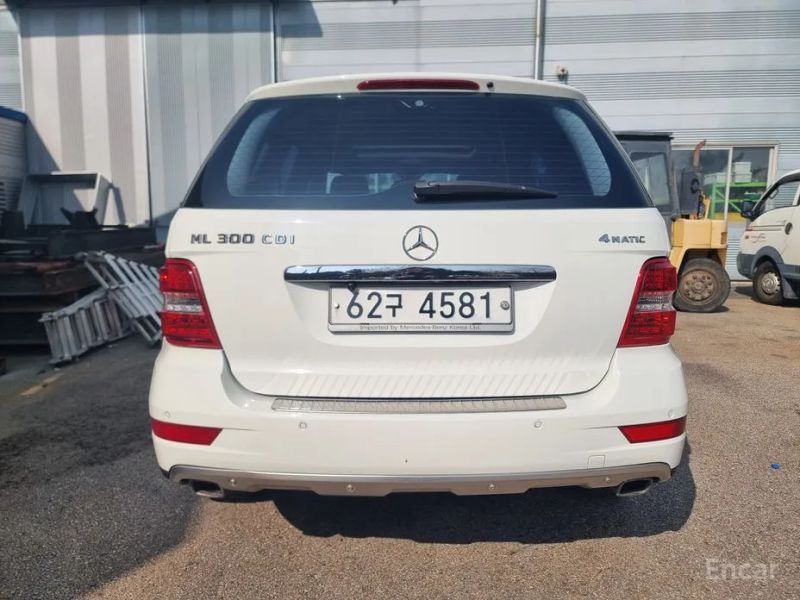 Mercedes-Benz M-class
