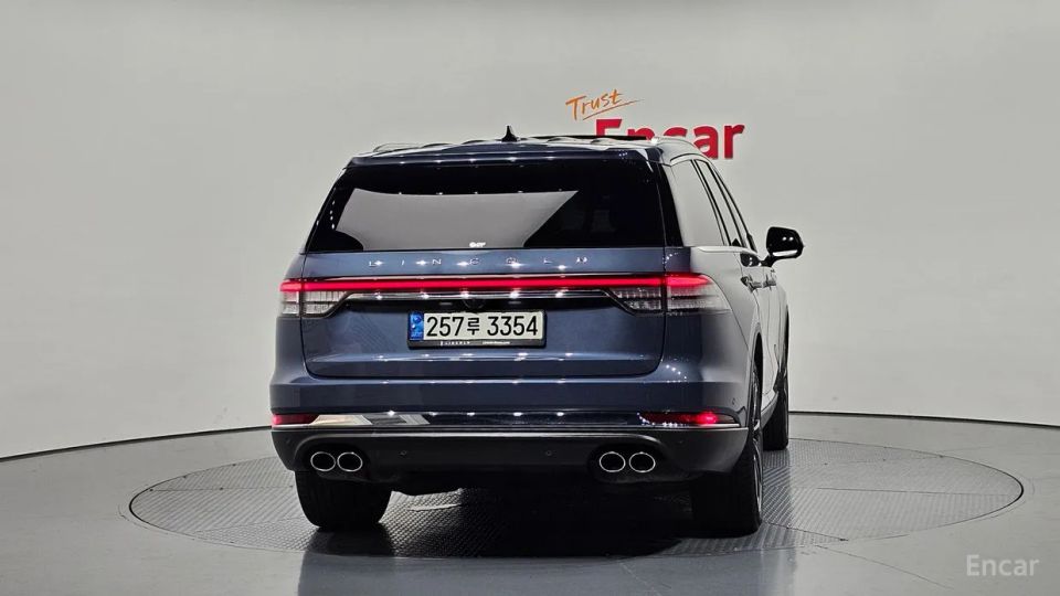 Lincoln Aviator