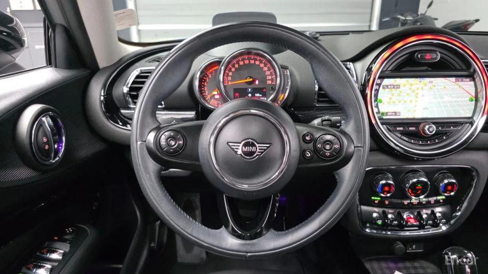 Mini clubman