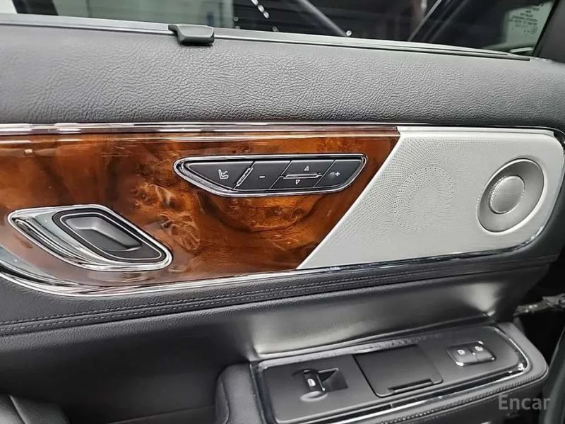 Lincoln Continental