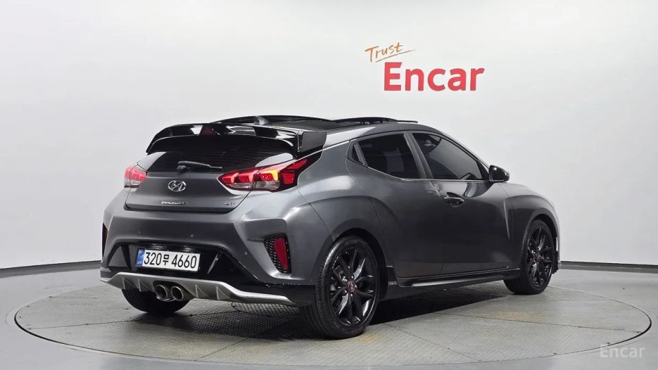 Hyundai Veloster