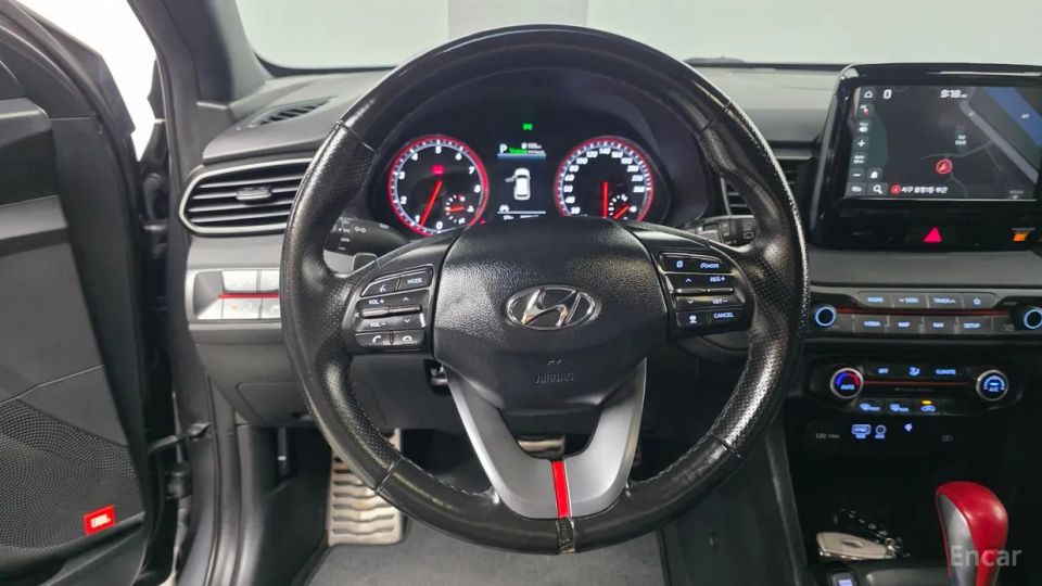 Hyundai Veloster