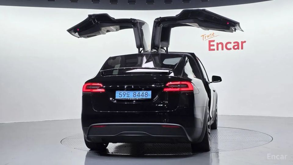 Tesla model-x