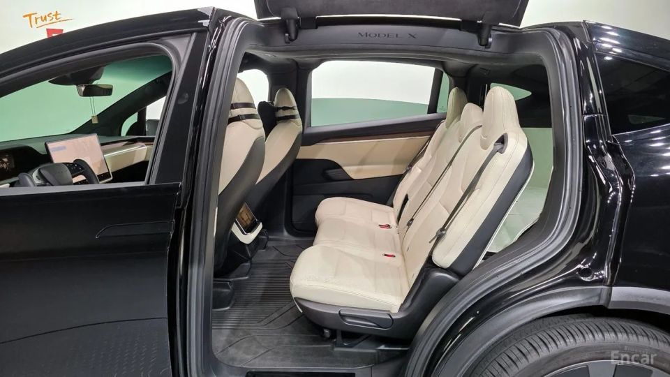 Tesla model-x