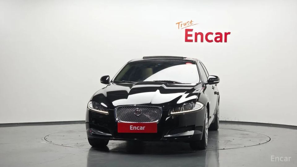 Jaguar xf