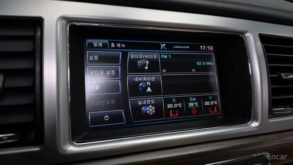 Jaguar xf