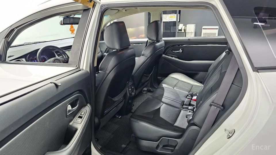 Kia Carens