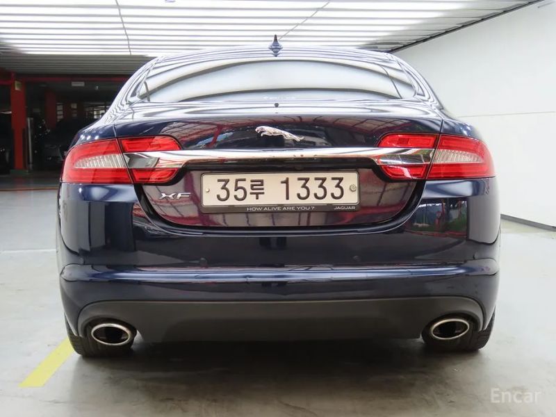 Jaguar xf