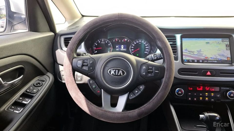Kia Carens