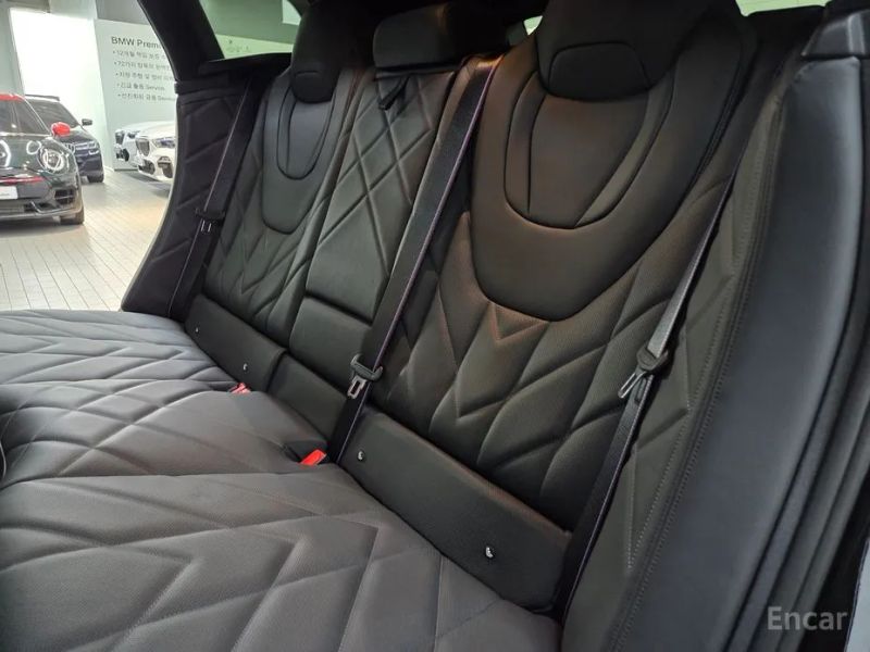 BMW XM