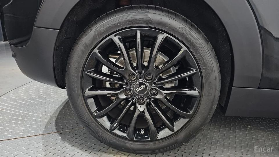 Mini clubman