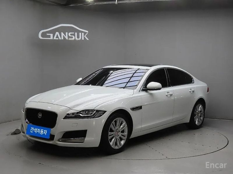 Jaguar xf
