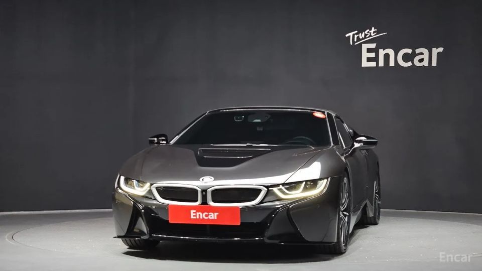 BMW I8