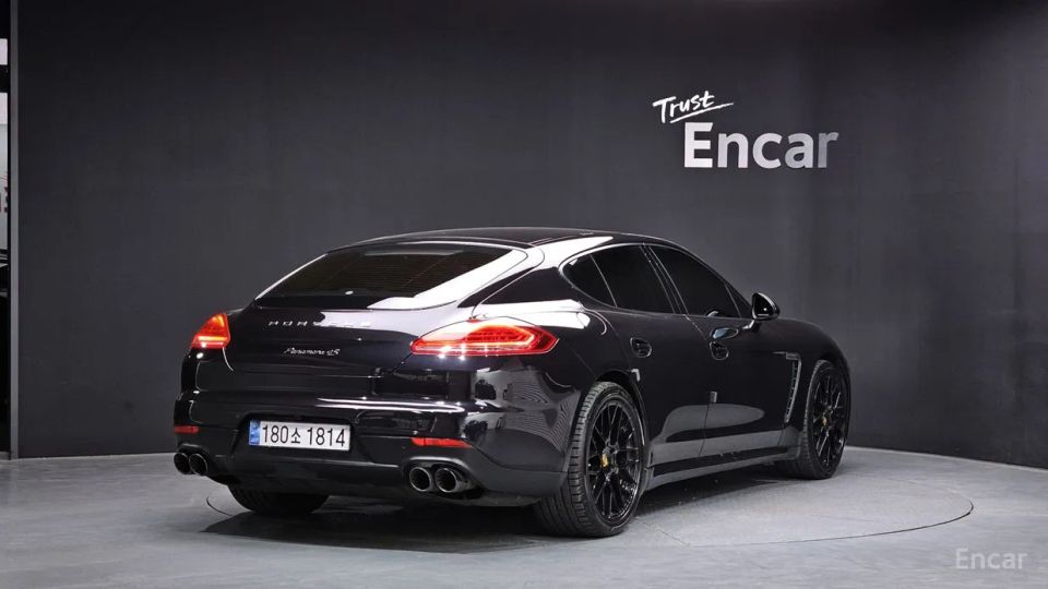Porsche Panamera