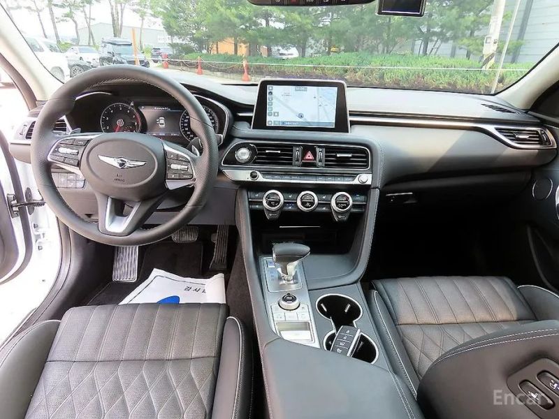 Genesis G70