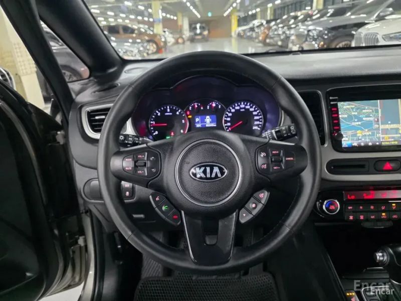 Kia Carens